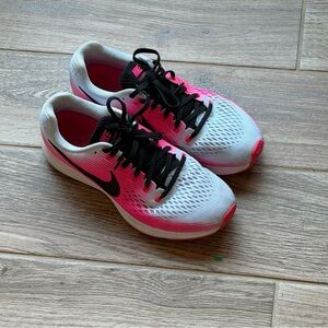 Nike Women’s AIR ZOOM PEGASUS 34 'HYPER PINK' Running Shoes Size 9